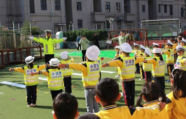 活动|青岛“守护天使乐趣童蒙”杯走进春田花花幼儿园