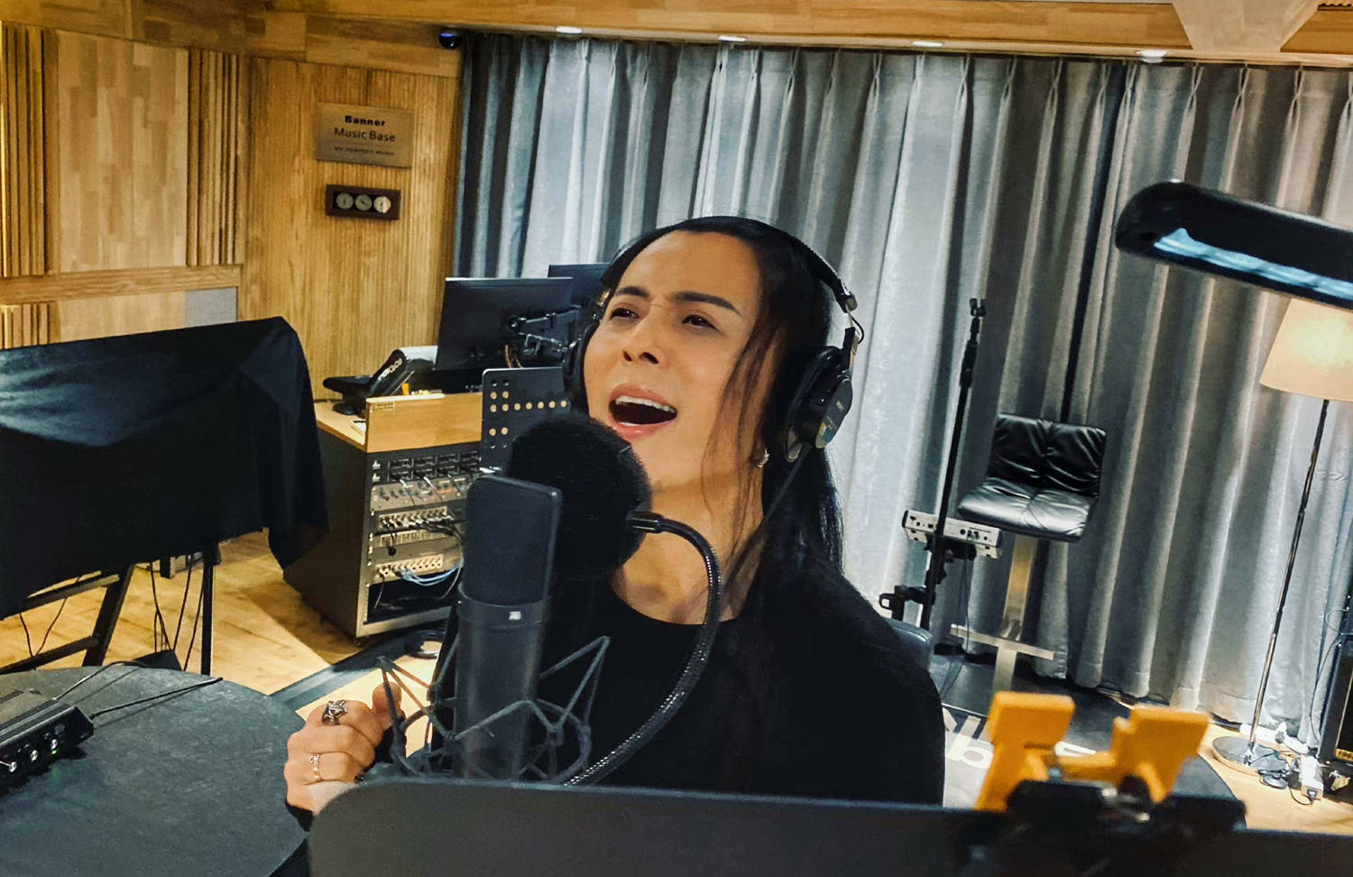 作文|《哥哥》3人错失成团夜，1人双语告别，1人小作文信息多，他直接写了一首歌