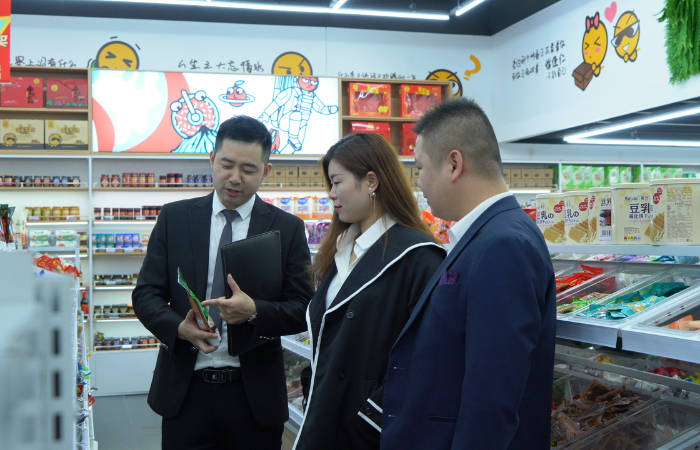 品牌|怡佳仁零食店有多好开?