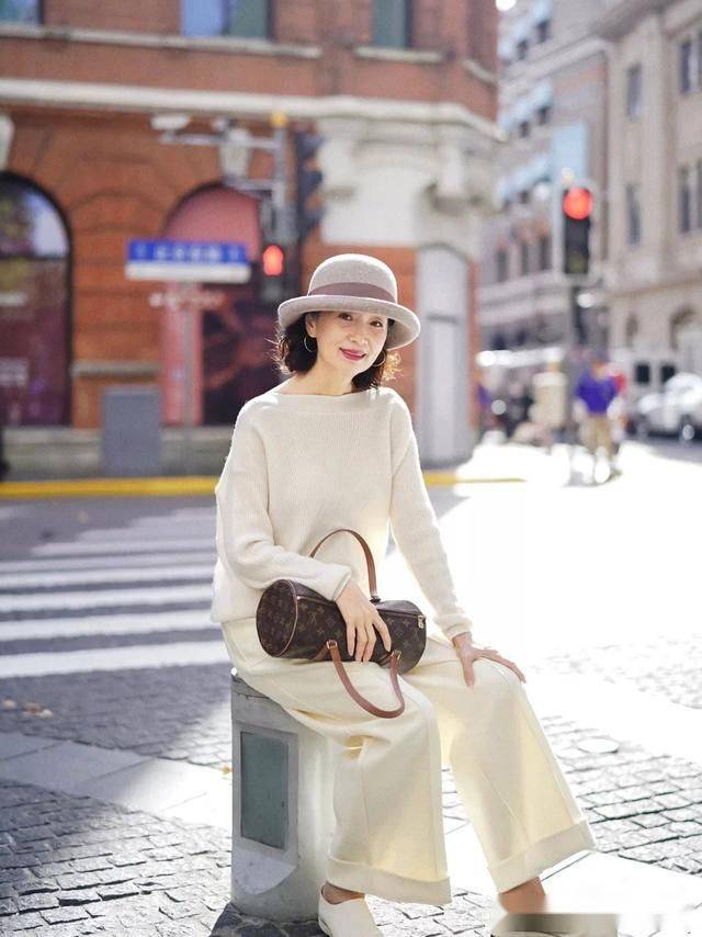 设计 相有效穿好大衣，想要提升穿衣品味，应该了解服饰美学的基础原理