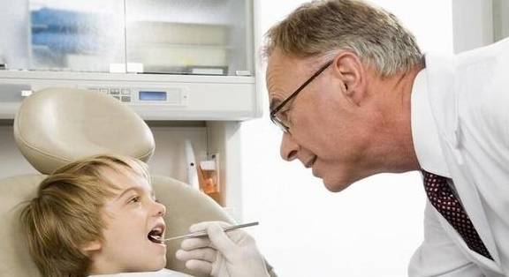 饮食|宝宝吃盐过早或过量会怎样？上幼儿园就看出来了，可别让孩子遭罪