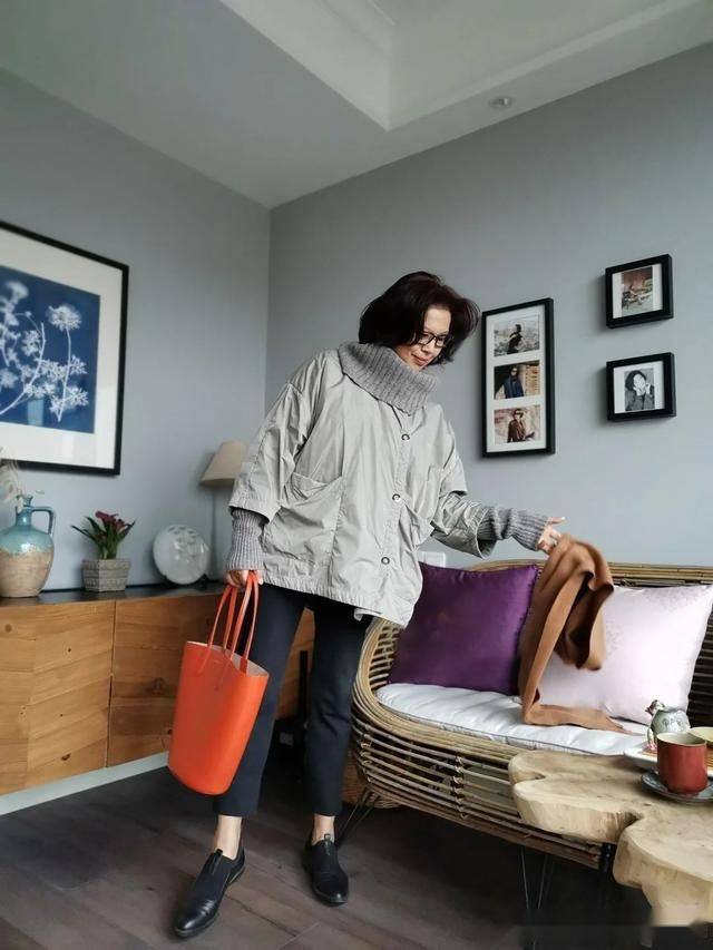 设计 相有效穿好大衣，想要提升穿衣品味，应该了解服饰美学的基础原理