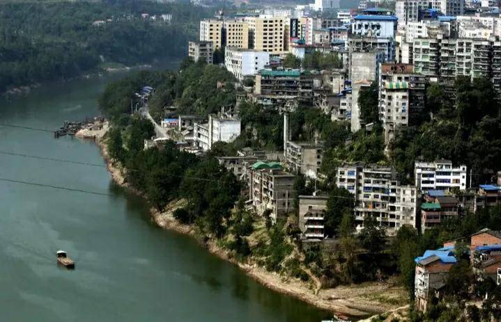 南充 绵阳 德阳 宜宾 自贡 乐山,谁可能成为四川的第二城