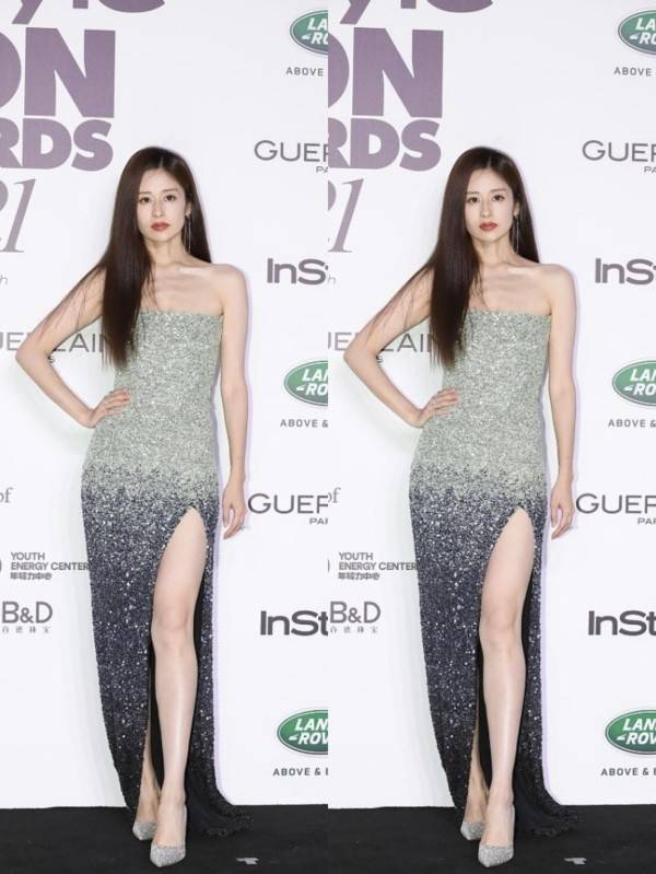 魅力 颖儿可别再瘦下去了，看着都瘦出“排骨”了，但穿衣仍然很精致