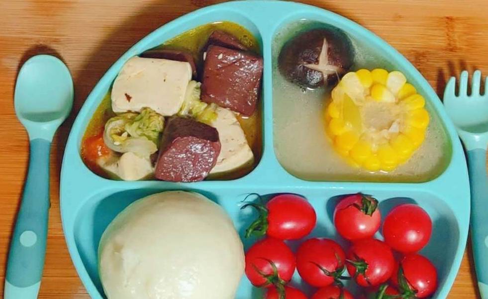 柠檬|早餐来一碗鲜美的鱼汤,宝宝一天的食欲都很好