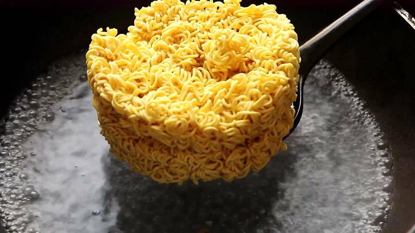 全体|教大家这道辣椒拌面,营养美味,简单学会,建议收藏呦!