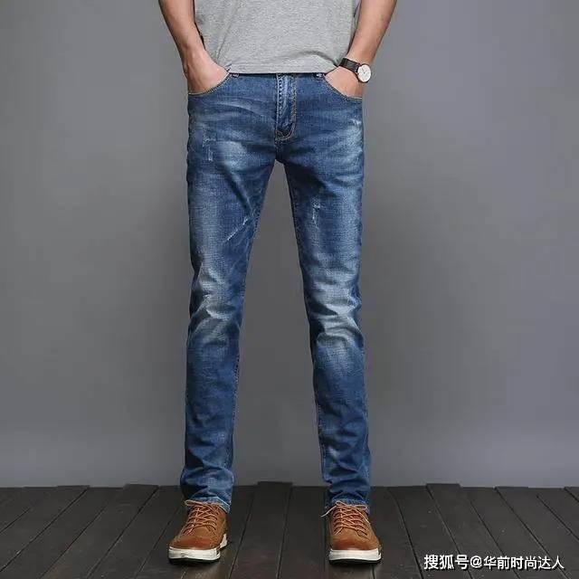面料 男人过了45岁,多穿这样的男裤,尤其第2款,更有男人味