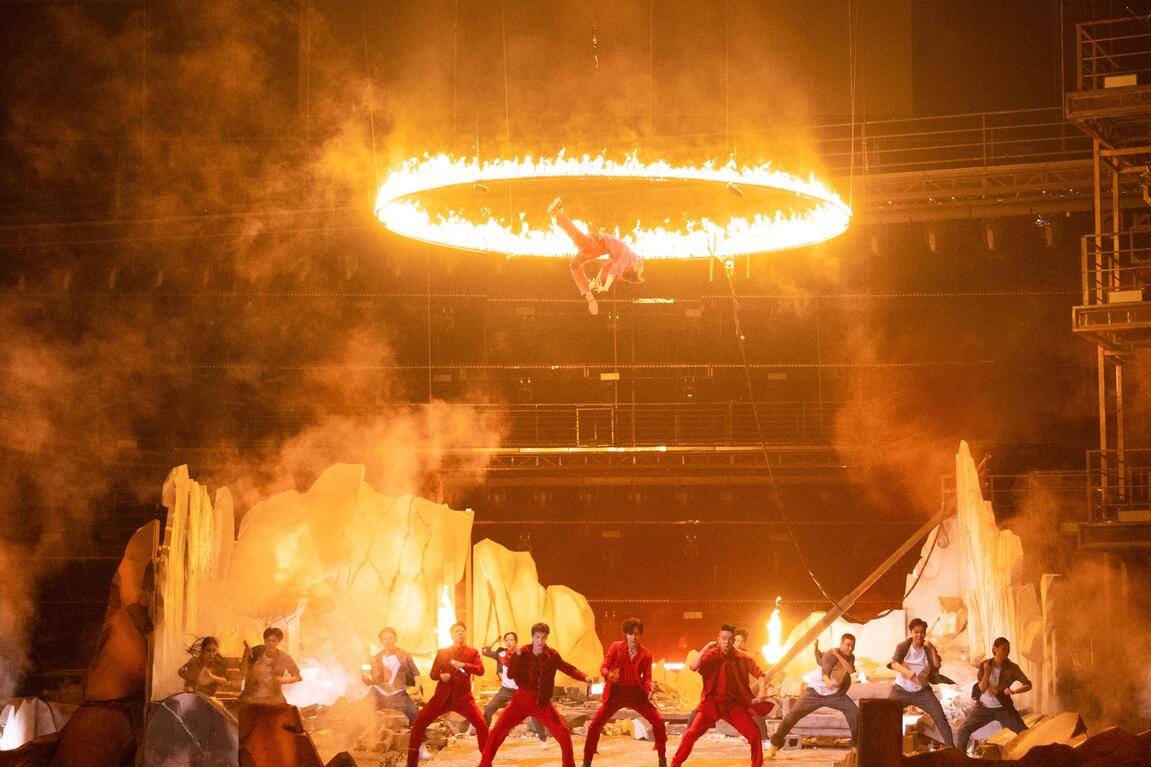 节目组|哥哥成团，1人借兄弟躺赢，1人靠兄弟逆袭，1人输在兄弟“多情”