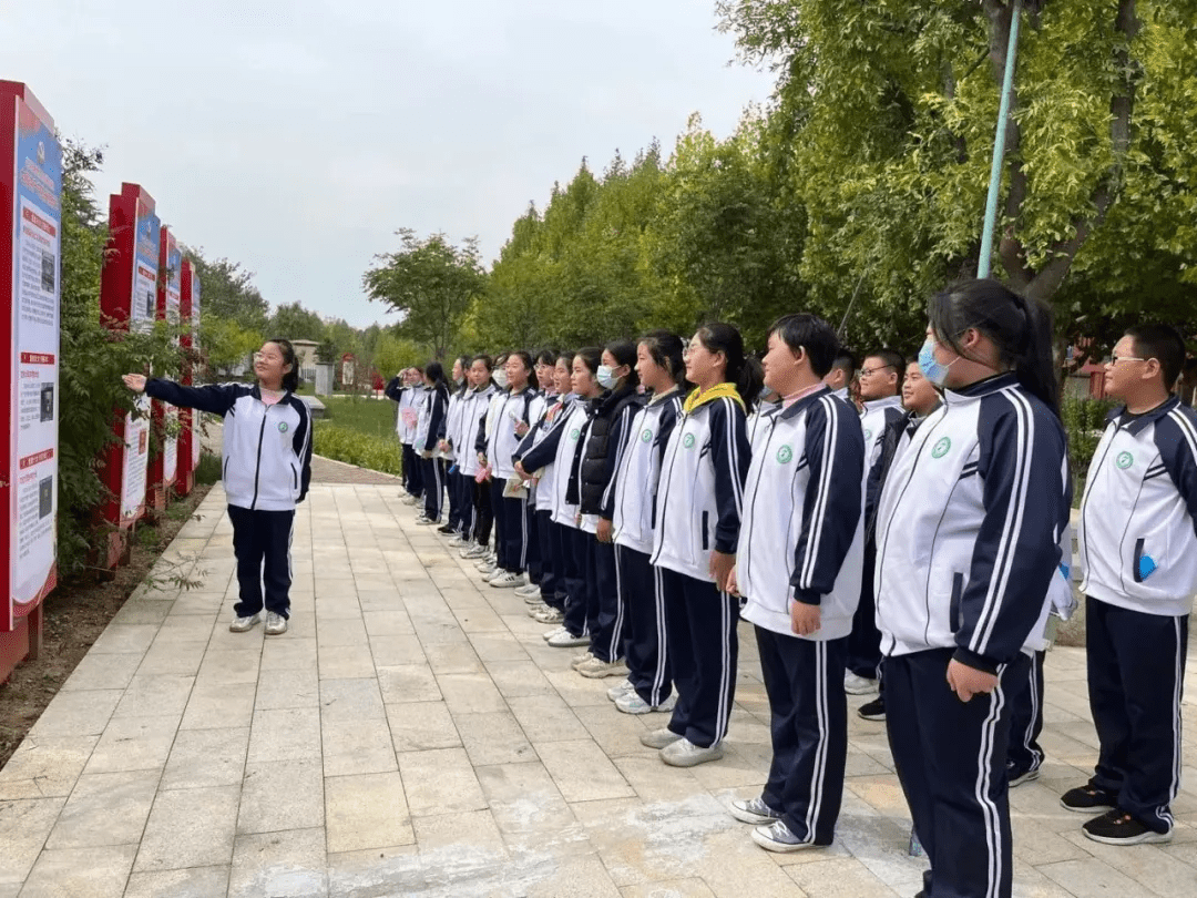 泰安高新区一中图片