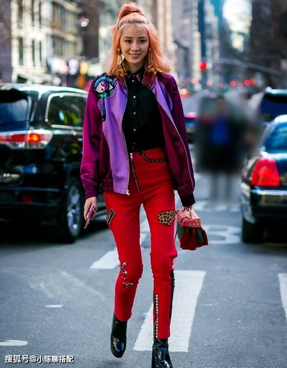 信仰 30岁的女人要怎么搭配信仰色中国红？有格调时尚还高贵