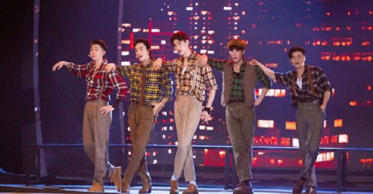 因为|《哥哥》四公淘汰赛制再变，4人离开，陈小春张晋各救1人！