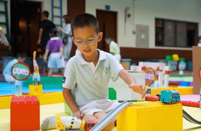 因为|幼儿园十月只上17天，收整月费用合理吗，资深人士给出解释