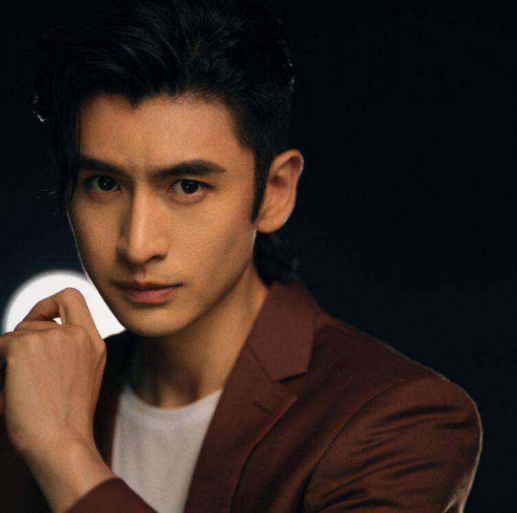 节目组|哥哥成团，1人借兄弟躺赢，1人靠兄弟逆袭，1人输在兄弟“多情”