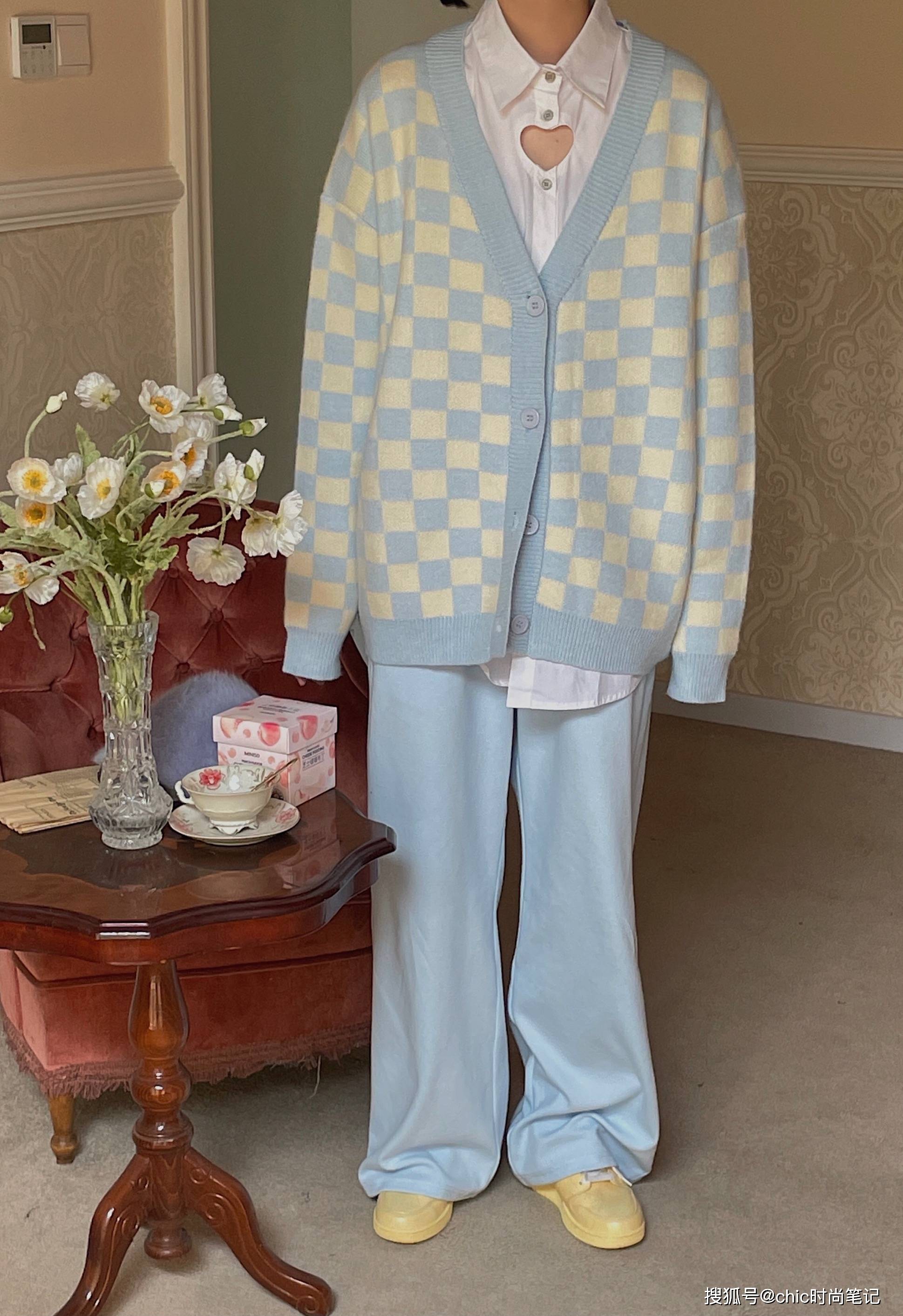 整体 无端刮起的一抹软糯baby蓝,竟能为冰冷的秋冬增加一层氛围滤镜!