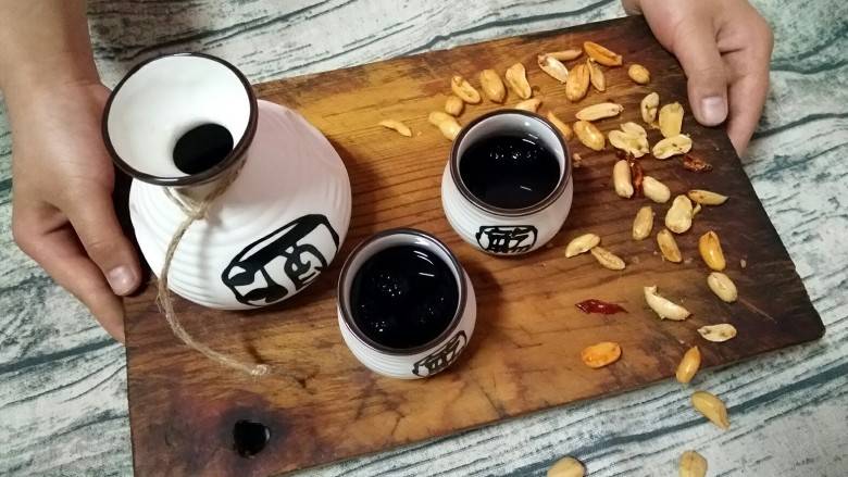 作用|桑葚酒有什么功效和作用？如何才能选到好的桑果酒，学一学