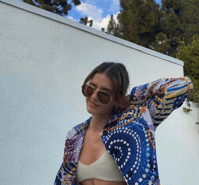 设计 时尚博主Olivia Rouyre舒服自在的穿衣风格 混搭着鬼马搞怪的复古风