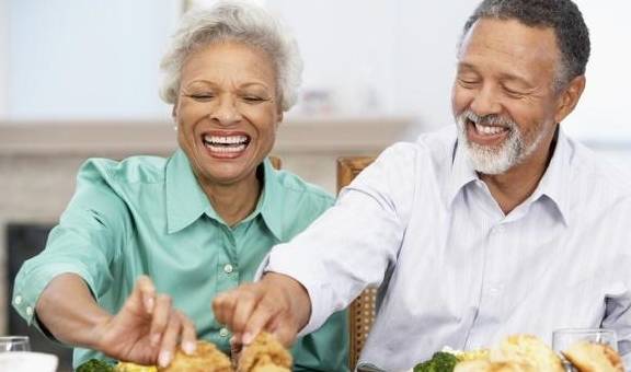 饮食|致糖尿病人：5个饮食原则死记硬背下来，血糖也会乖