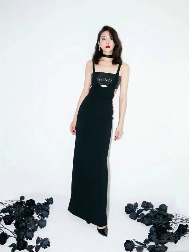 条纹 宋茜的美不止表面，还在于她多变的穿衣风格和时尚的引领者