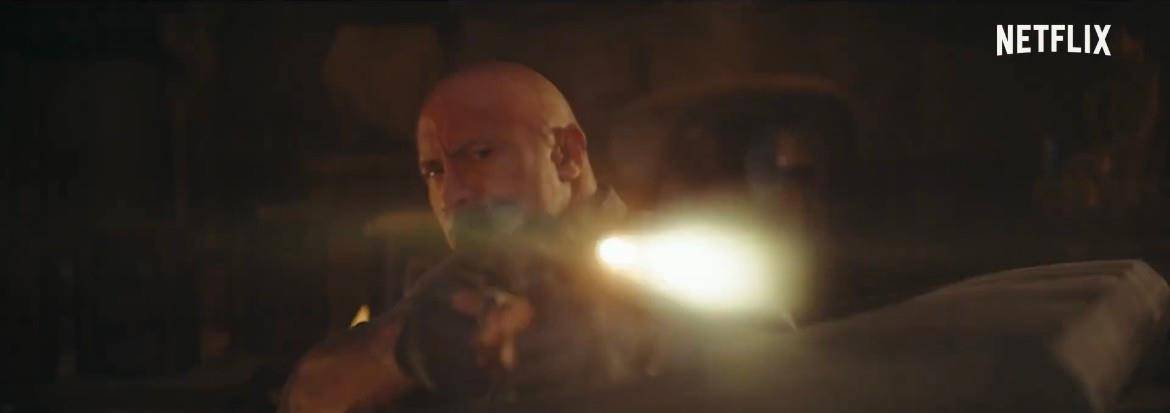 网友 36岁盖尔加朵泳装太绝，与巨石强森共舞，网友：速度与激情特别篇