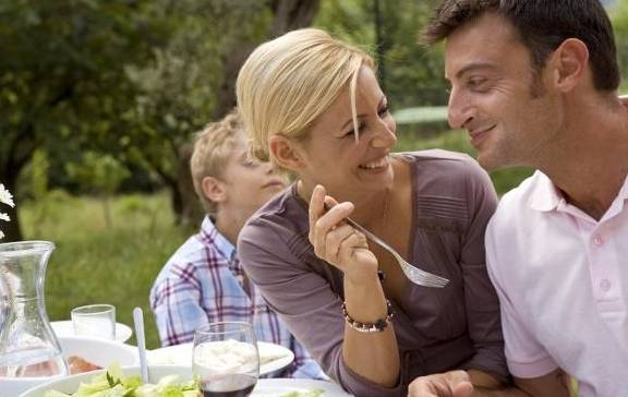 饮食|致糖尿病人：5个饮食原则死记硬背下来，血糖也会乖