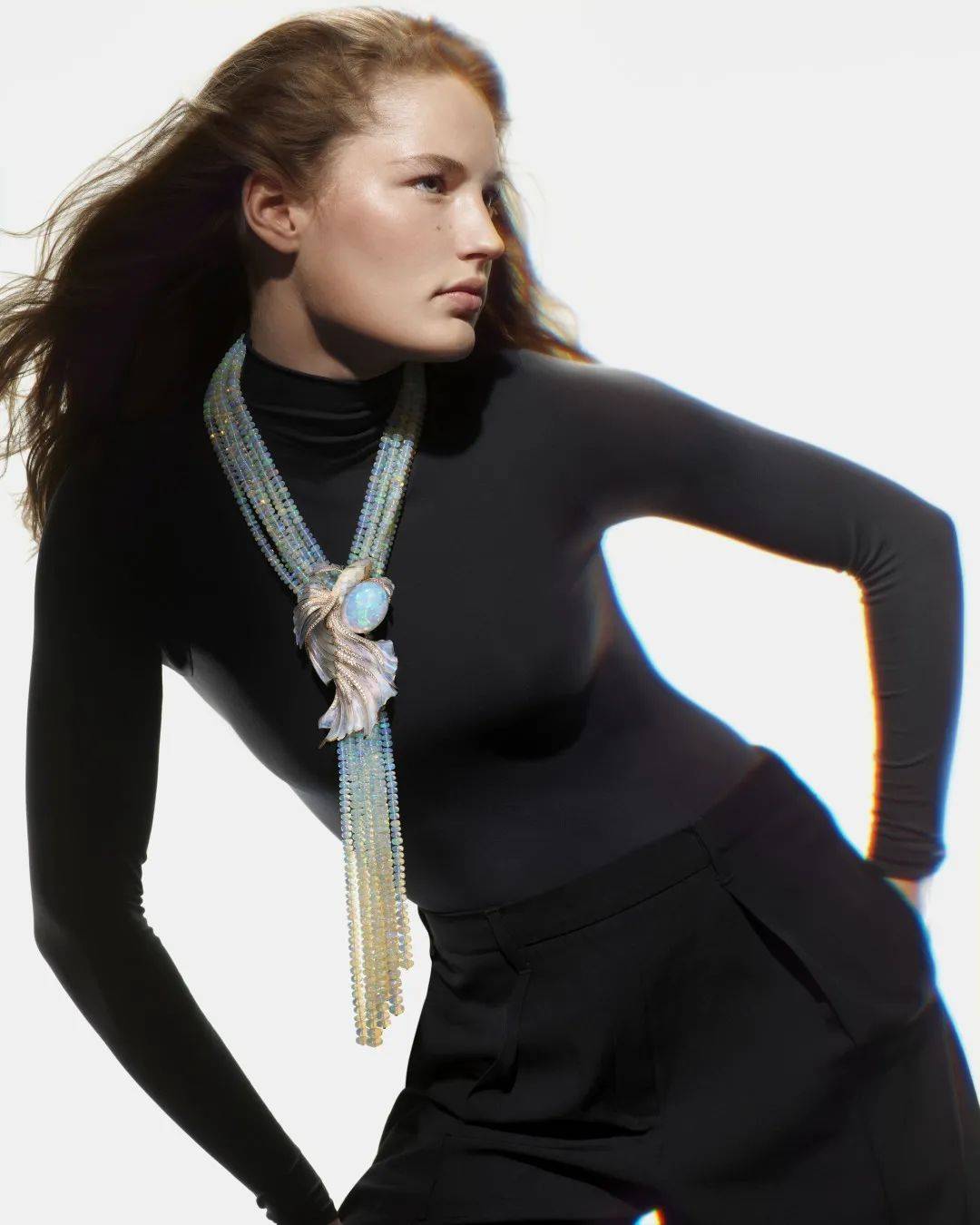 珠宝RR · TRENDS | 跨时空光影涌动