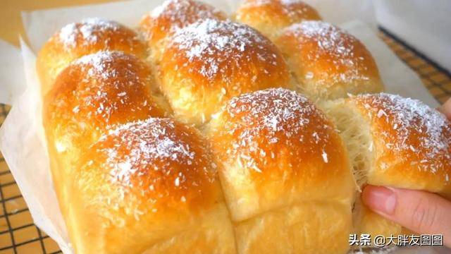 面包|软到不知所措，面包松软可口的秘诀是？