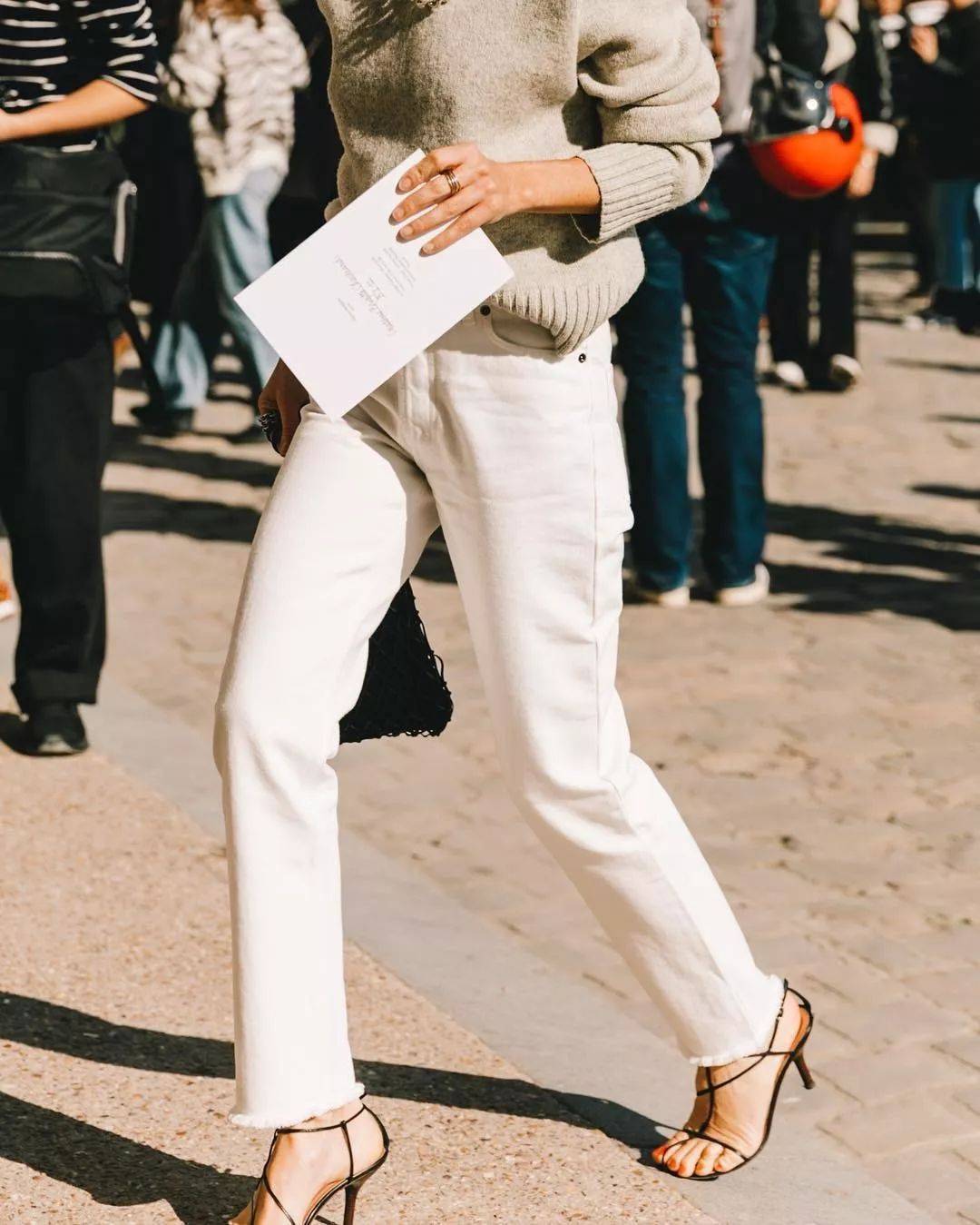 毛衣 毛衣+直筒裤= 偷偷显瘦5斤,显高五公分,气质惊艳!