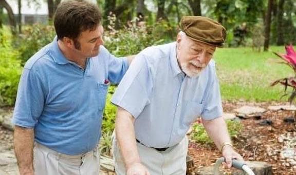 关系|内分泌科主任：你的血糖，是被这4个行为“养高”的