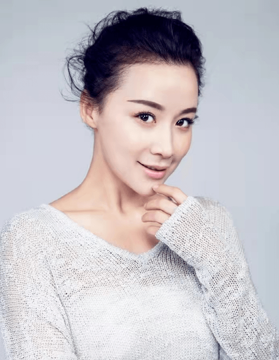 同样和姚芊羽因为整容而葬送事业的还有张檬,小8希望各位女明星不要过