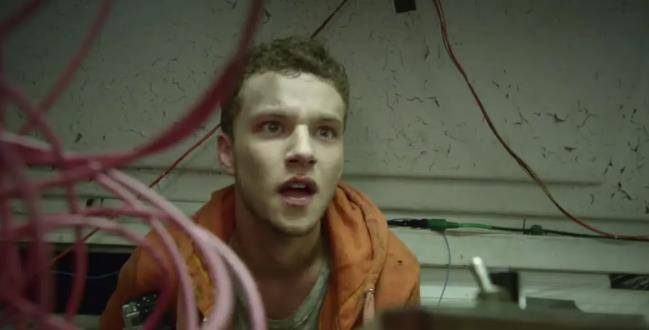 主体|恐怖元素疯狂输出，重口味影迷最爱，系列第四部预订年度邪典