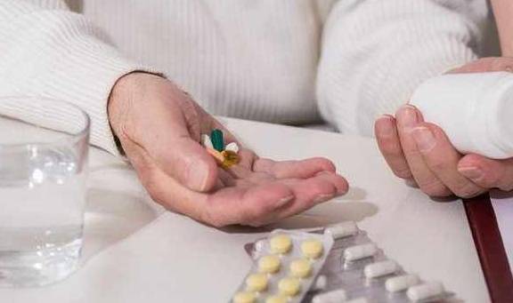 生活|想让糖尿病和并发症“划清界限”,这件事不能偷懒!告诉爸妈