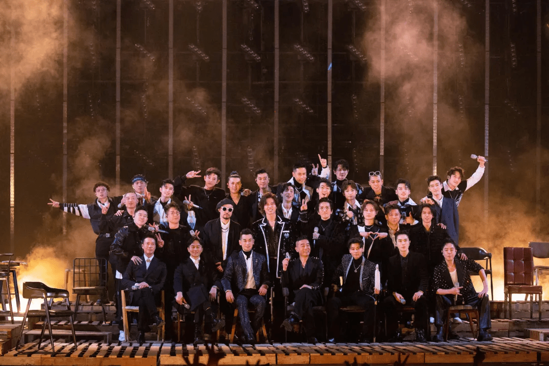 青葱岁月|从《笨小孩》到《敬酒曲》，这趟「披荆斩棘」之旅值得