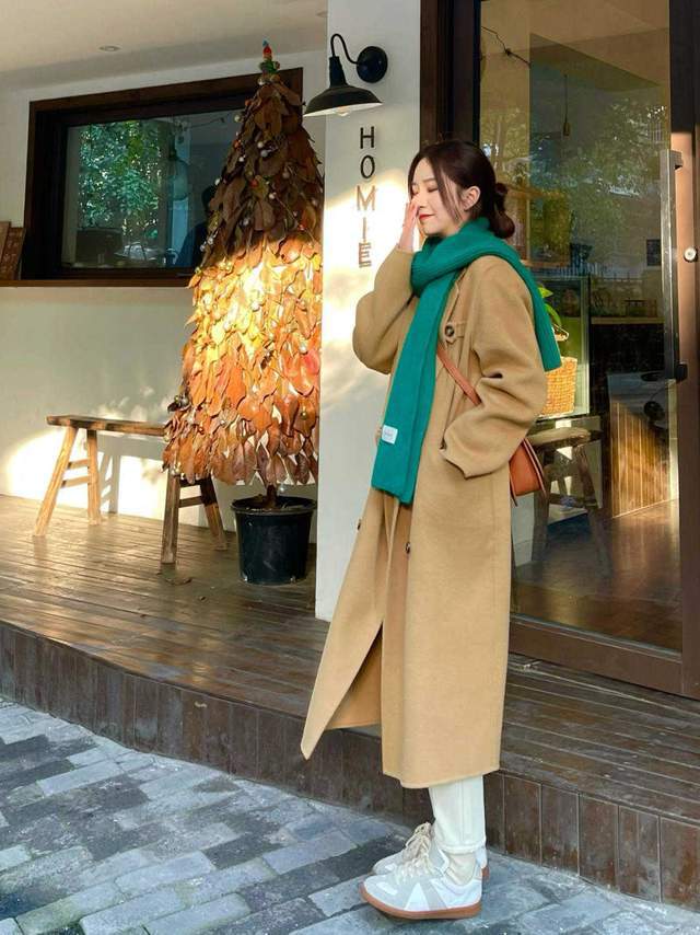 的优点 入冬以后别穿裙子腿太冷了，今冬流行这几款裤子，简约大方有气质