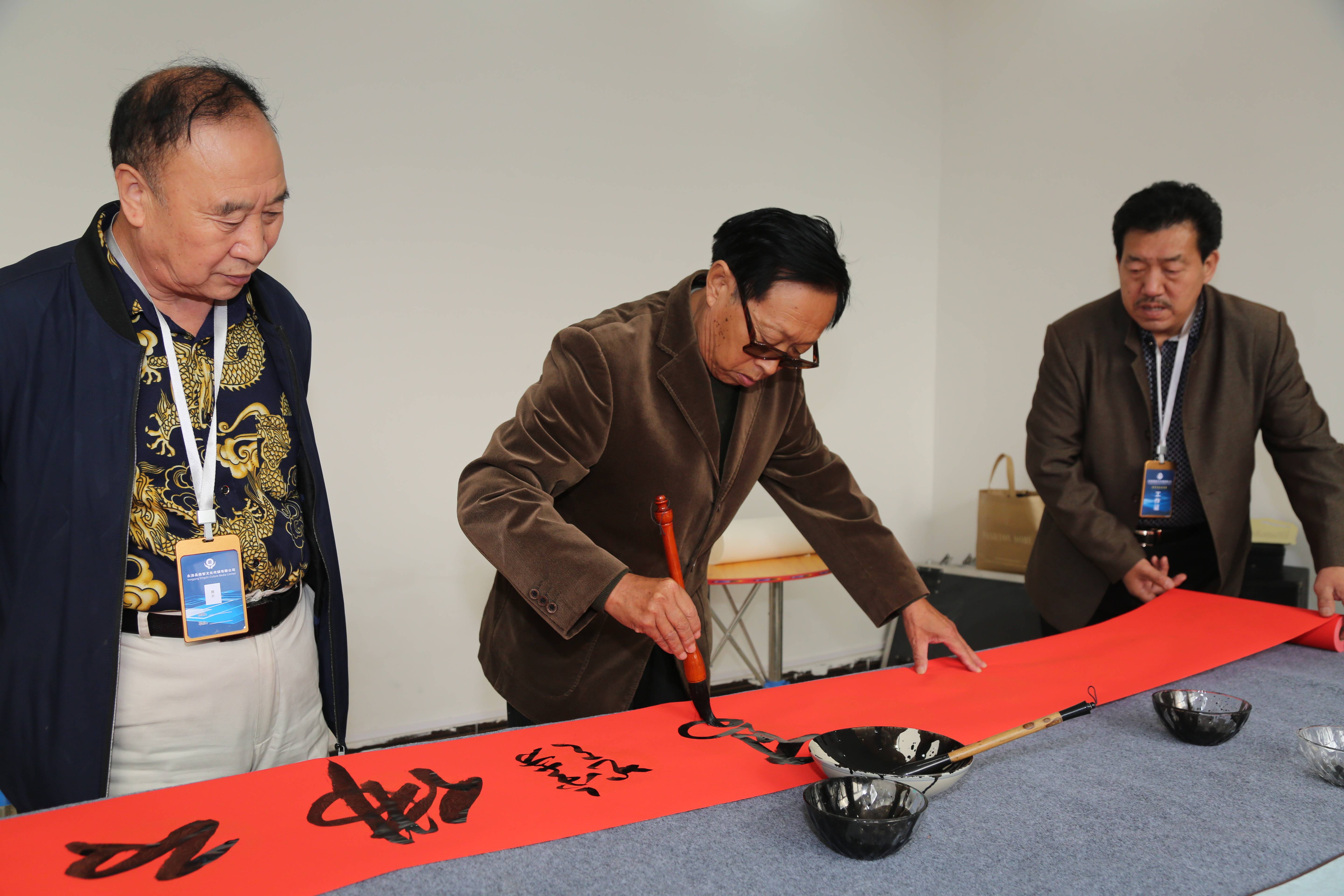 卫视|永清鼎智文化传媒：打造书画作品展销平台 助力本土书画家向外发展