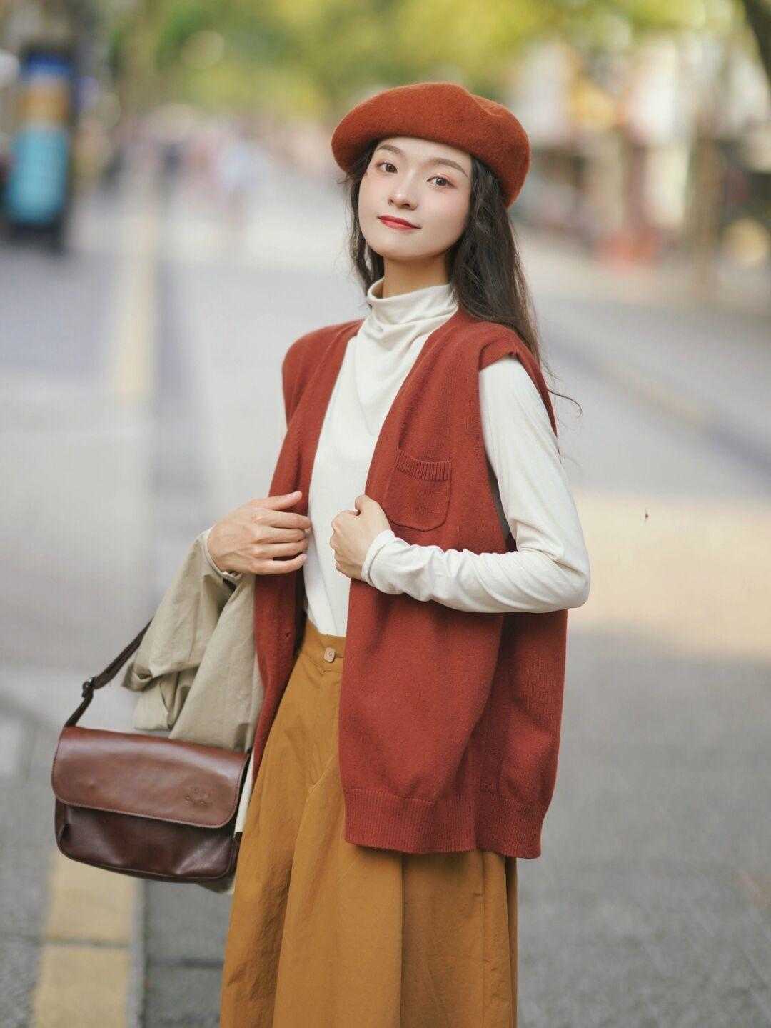 黑色 秋冬一定要试试“紧身打底+高腰半身裙”,温柔优雅,时髦百搭