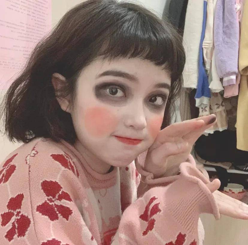 欢乐谷别当鬼了，抓他去出道吧…