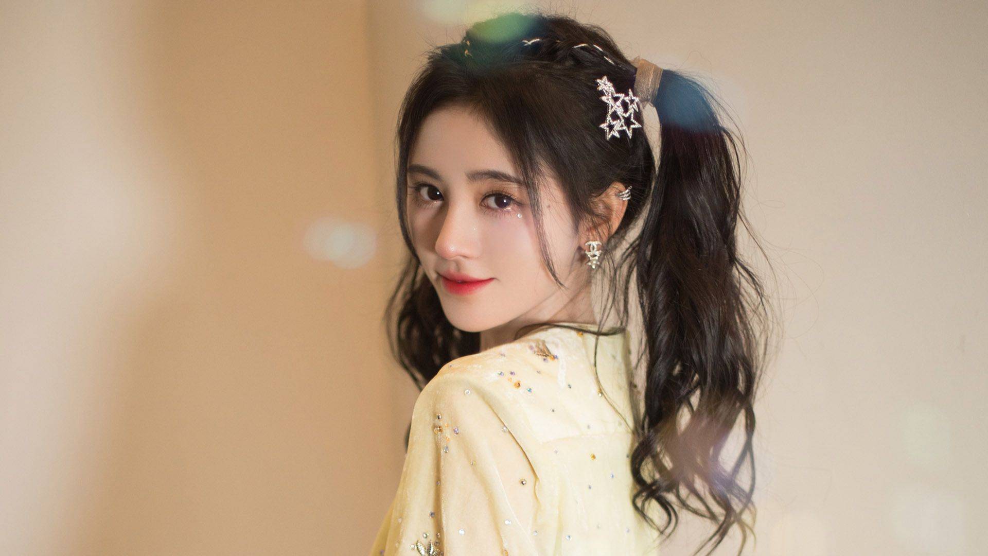 女神8位“初恋脸”女星，眼神清澈笑容甜美，看完有想恋爱的冲动吗