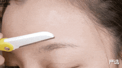 画眉章子怡纯素颜露面,没画眉毛气质大跌?40岁的状态很真实