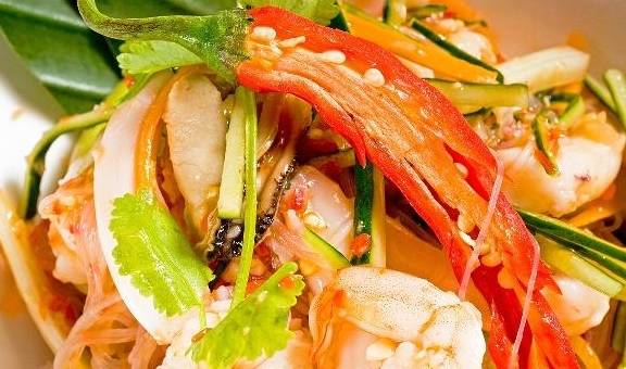 治疗|肾结石患者不能吃什么？提醒：4种食物别贪嘴