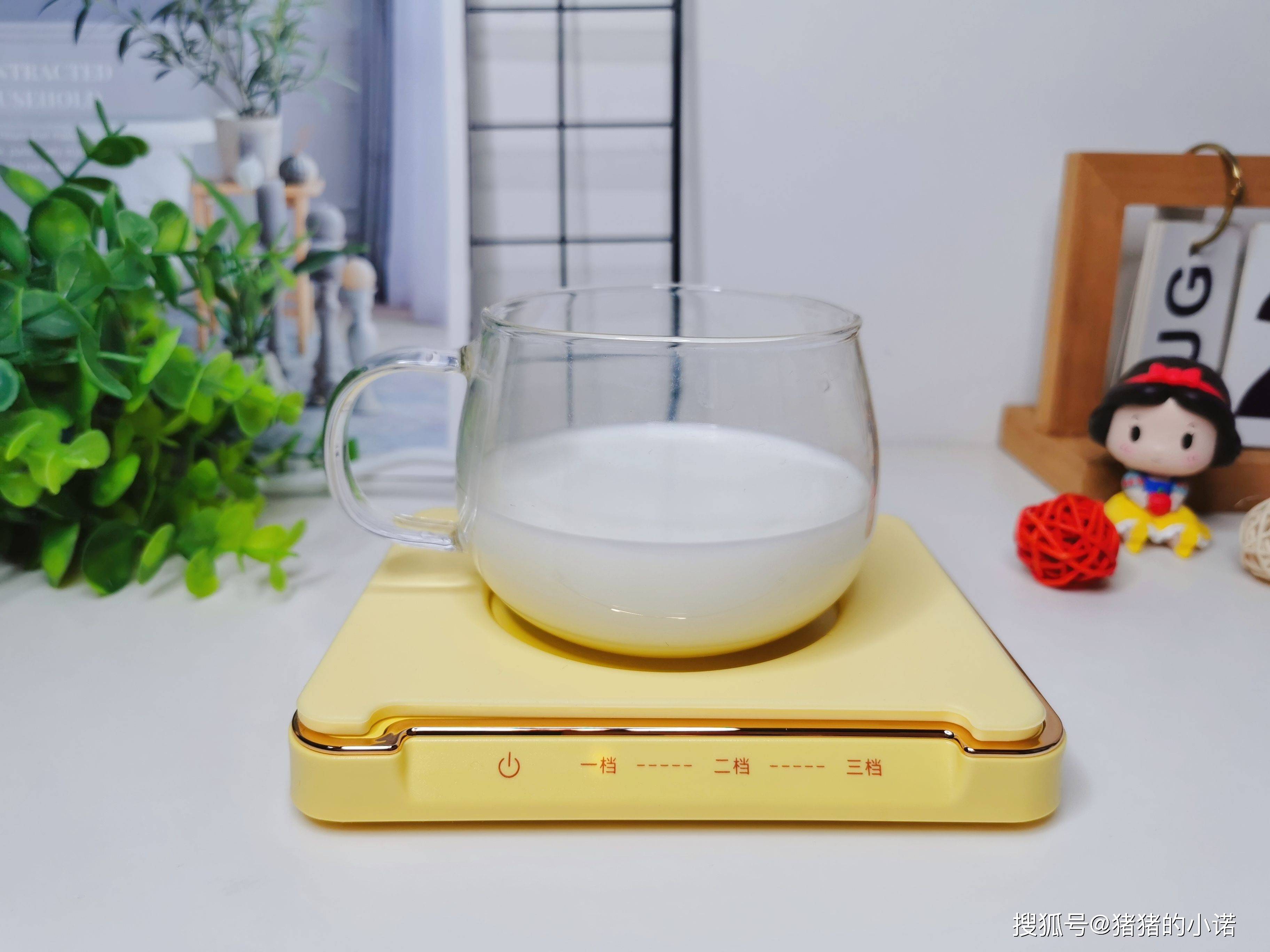 感受温暖自在大宇恒温杯垫暖胃更暖心