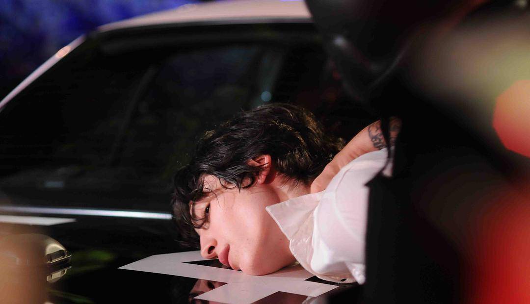 伊娃|有人被这片吓得不敢生孩子，你信吗