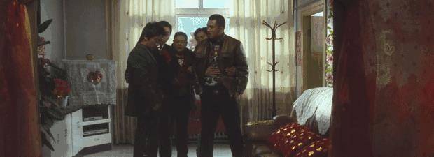 苹苹|突破演技，真实残忍，这部被删减的《Hello，树先生》才是国产巅峰