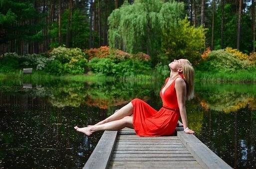 ����ʱ��Խ�������˱�Ů�˸�������飬��ͬ�����ĸ�������