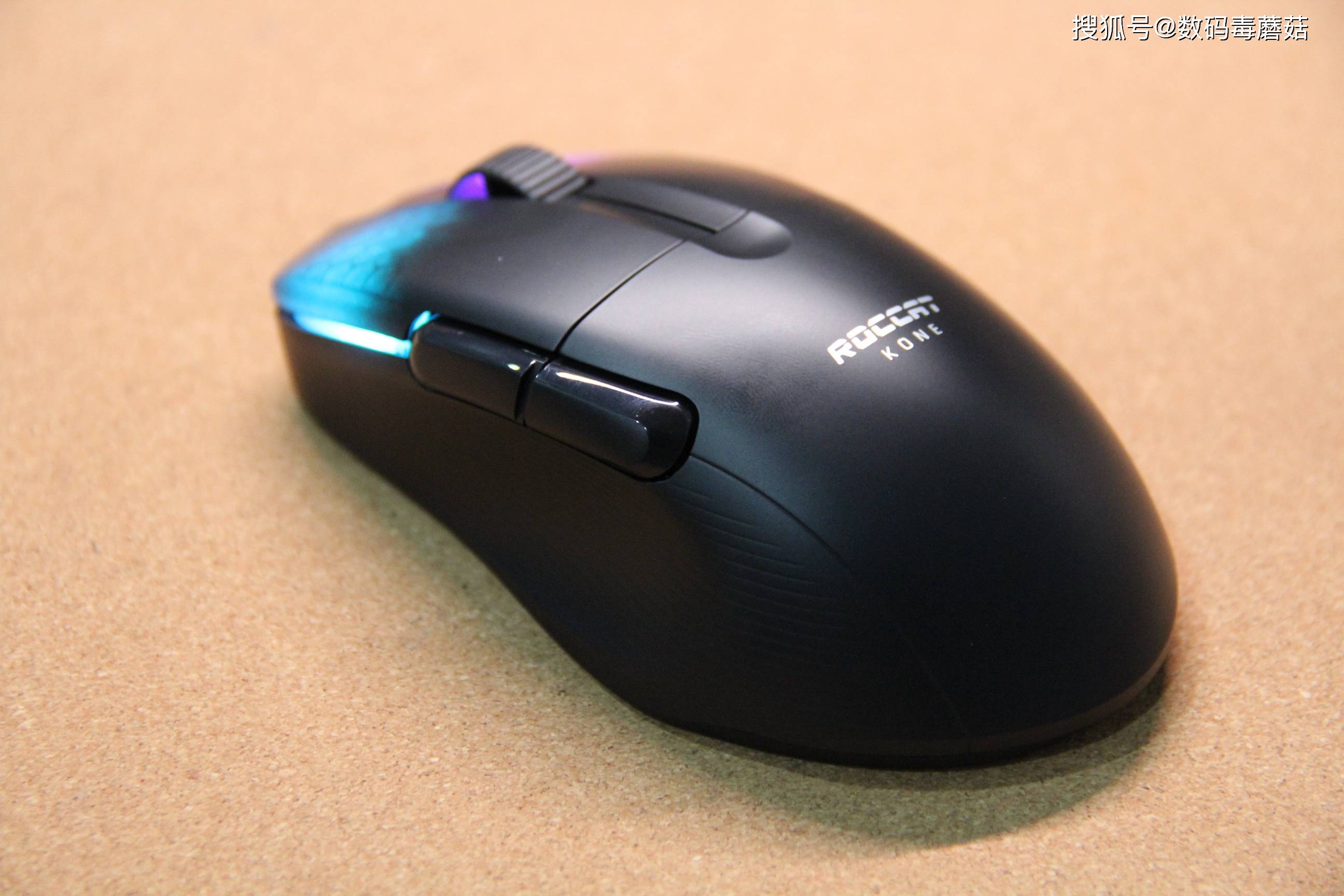 原创冰豹koneproair无线游戏鼠标轻体验真的是轻体验