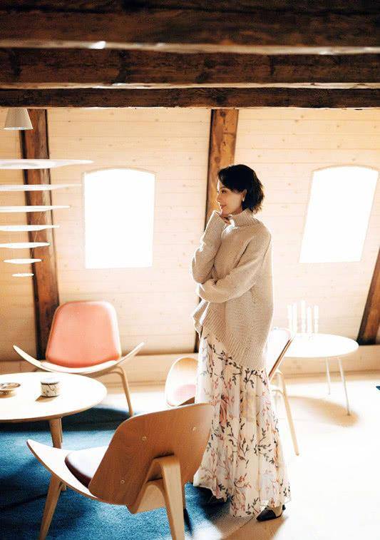 失误 陈数的私服搭配没有失误过，八套打扮适合春天穿，优雅又得体！