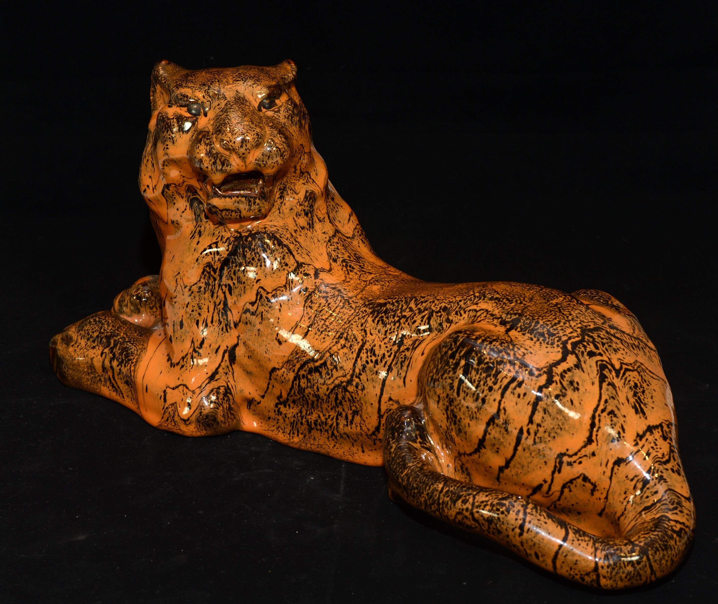 人性的高贵赵坤雕塑创作中的人性关怀