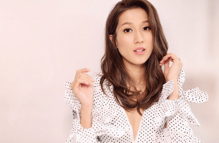 因为|为请她拍戏,导演把整个剧组搬到她家附近,却从来没人说她耍大牌