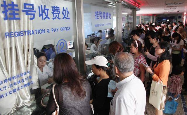 家务活|“儿媳怀孕婆婆不照顾，婆婆患癌住院治疗，儿媳的做法让人流泪”