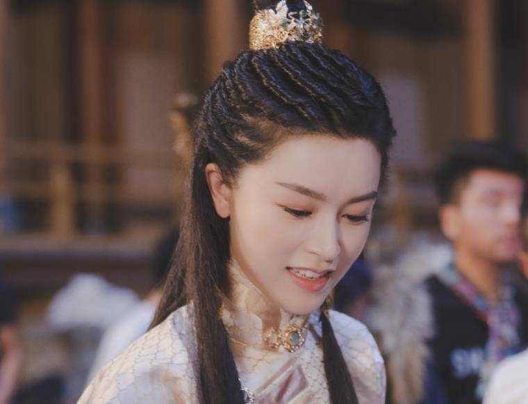 角色|刚毁了“王语嫣”，现在又来演“赵敏”，她还能守住自己的口碑吗