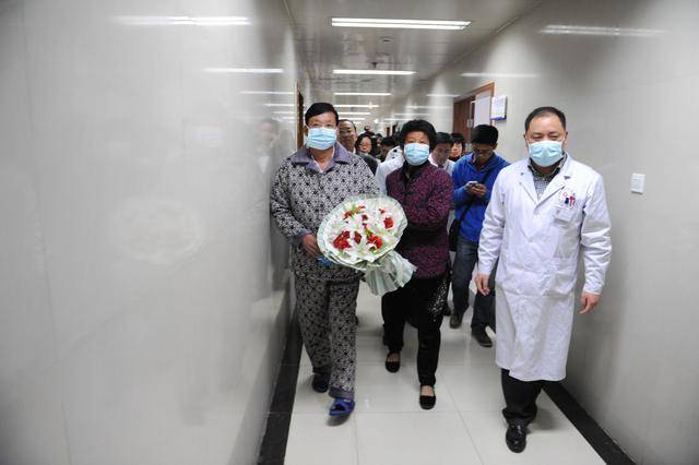 家务活|“儿媳怀孕婆婆不照顾，婆婆患癌住院治疗，儿媳的做法让人流泪”